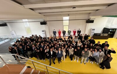 BAŞARILI KADINLAR DENEYİMLERİNİ PAYLAŞTI